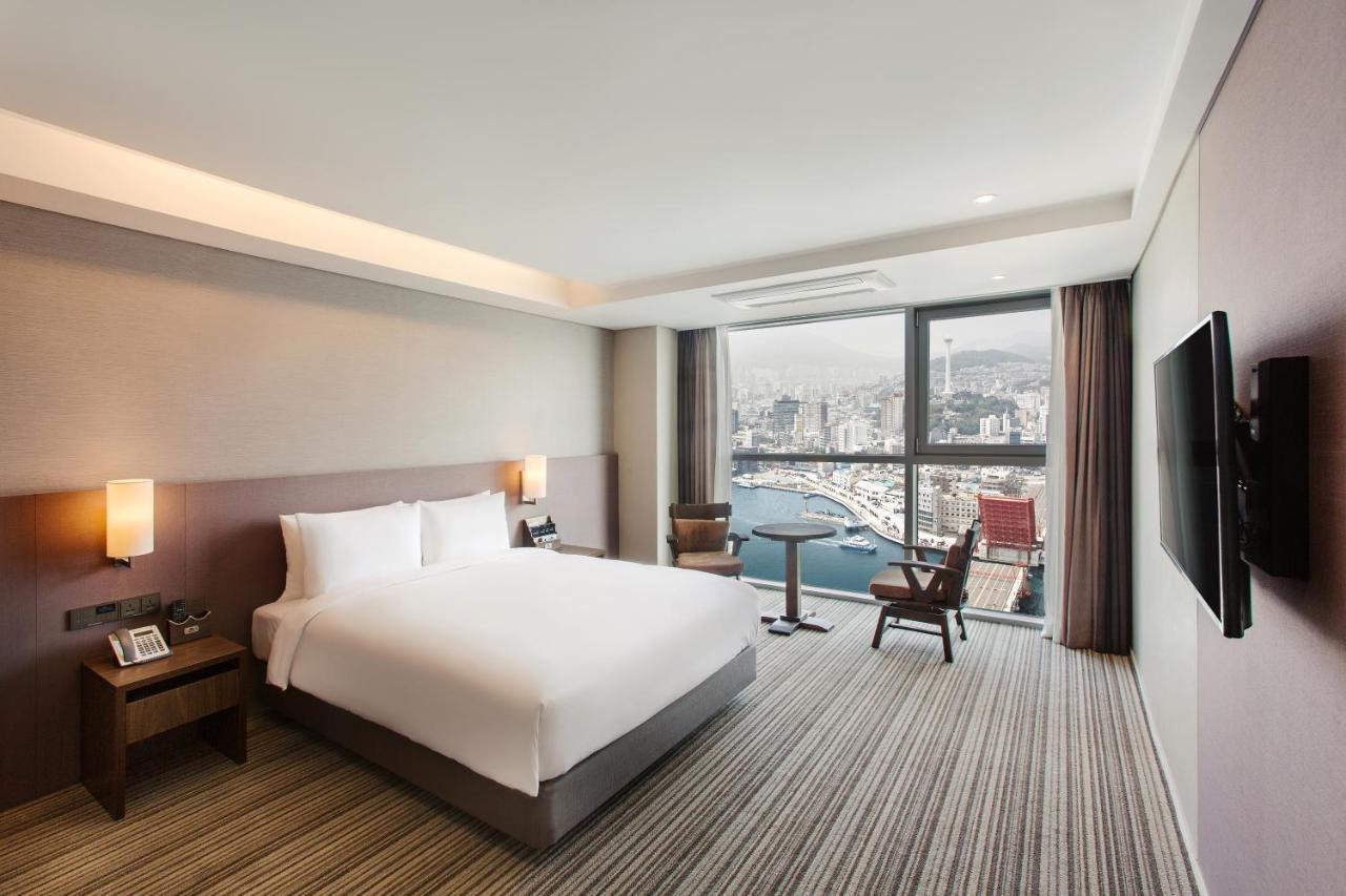 Hotel Adela Busan Eksteriør bilde